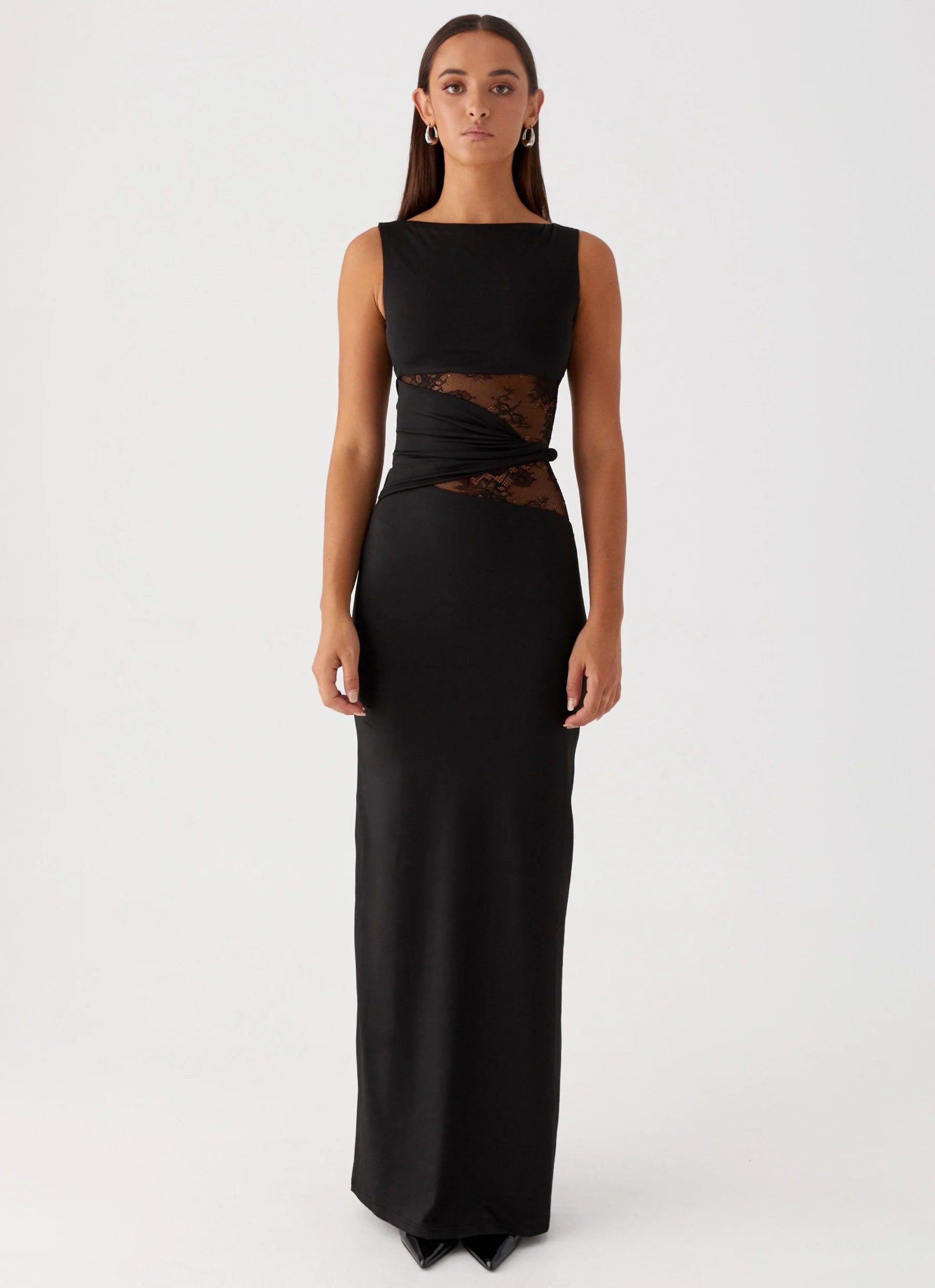 Elegant Sculpting Dress with Lace Details